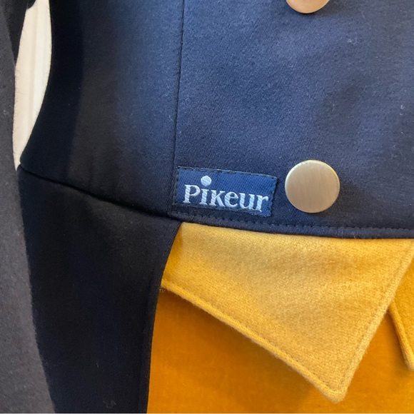 Pikeur Dressage Shadbelly Show Coat, Classic Tails, Brass Buttons, Navy, Sz M - Picture 7 of 15